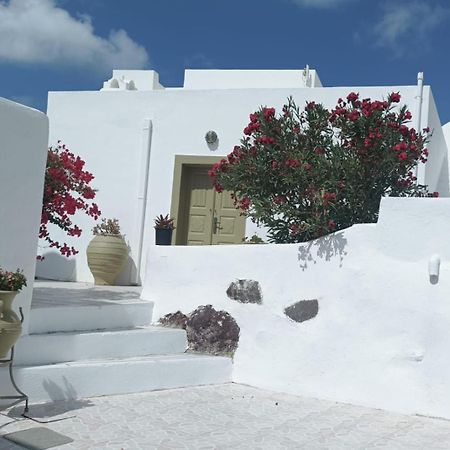 Palm Tree Hill ξενώνας Οία Εξωτερικό φωτογραφία