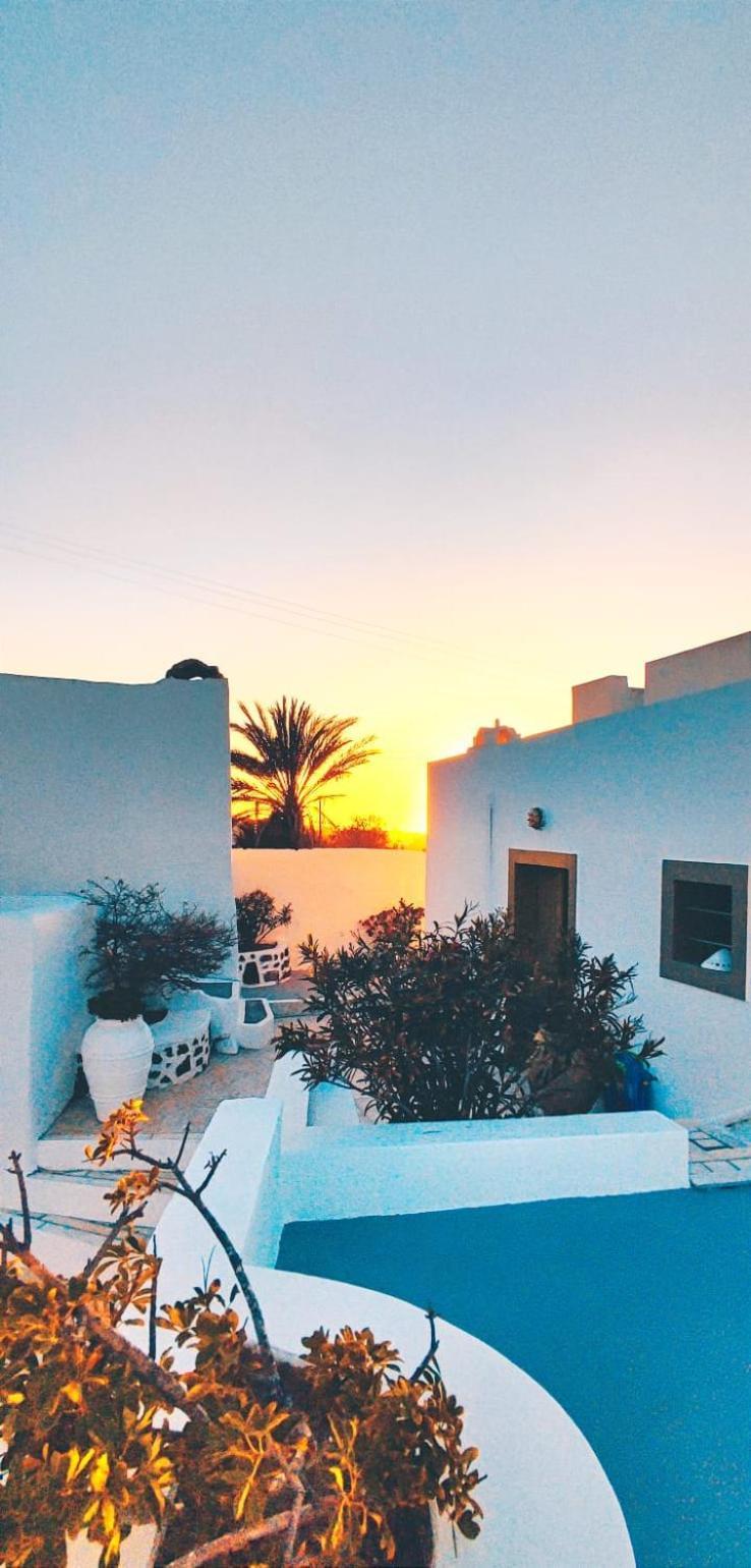 Palm Tree Hill ξενώνας Οία Εξωτερικό φωτογραφία