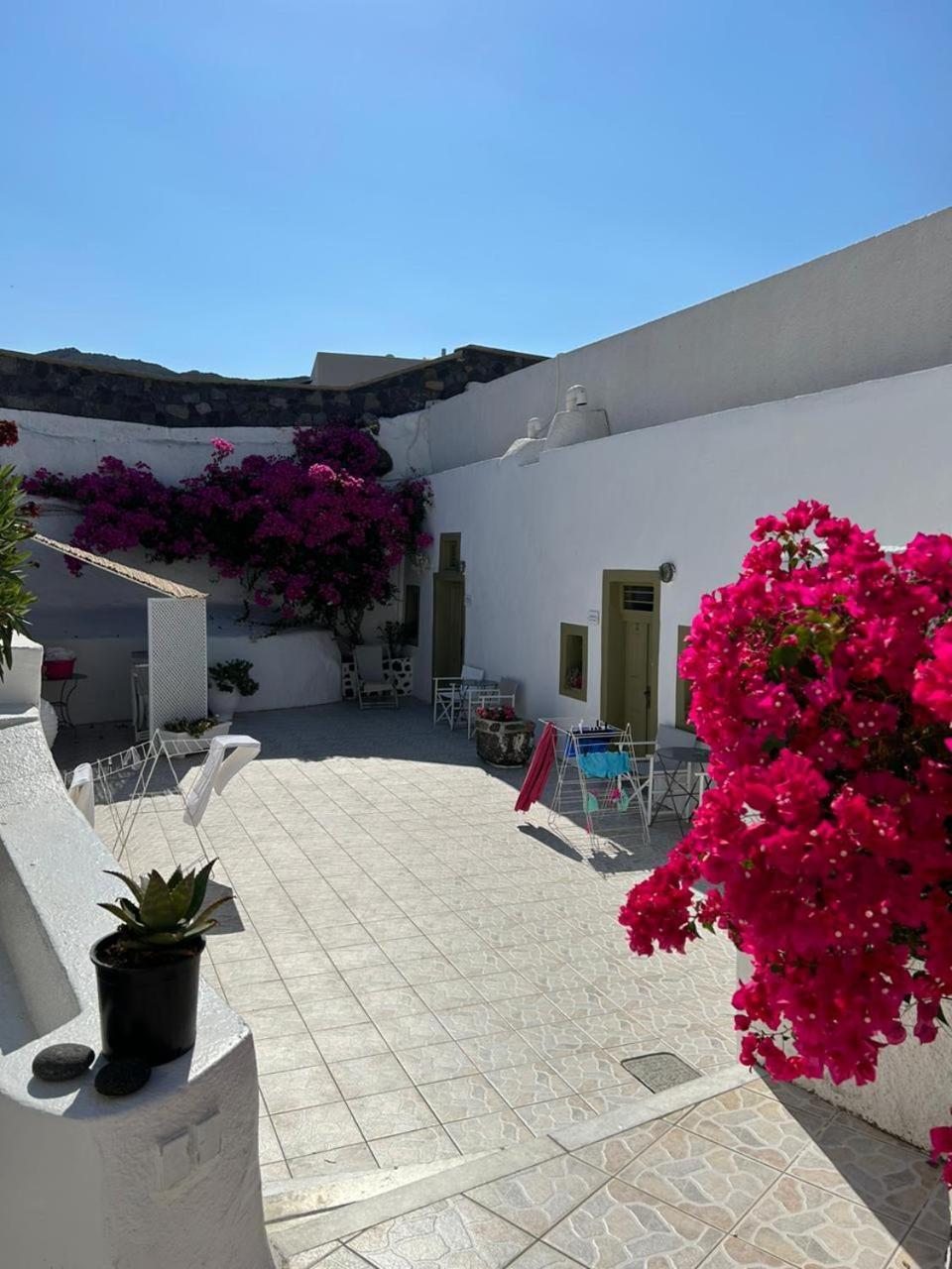 Palm Tree Hill ξενώνας Οία Εξωτερικό φωτογραφία