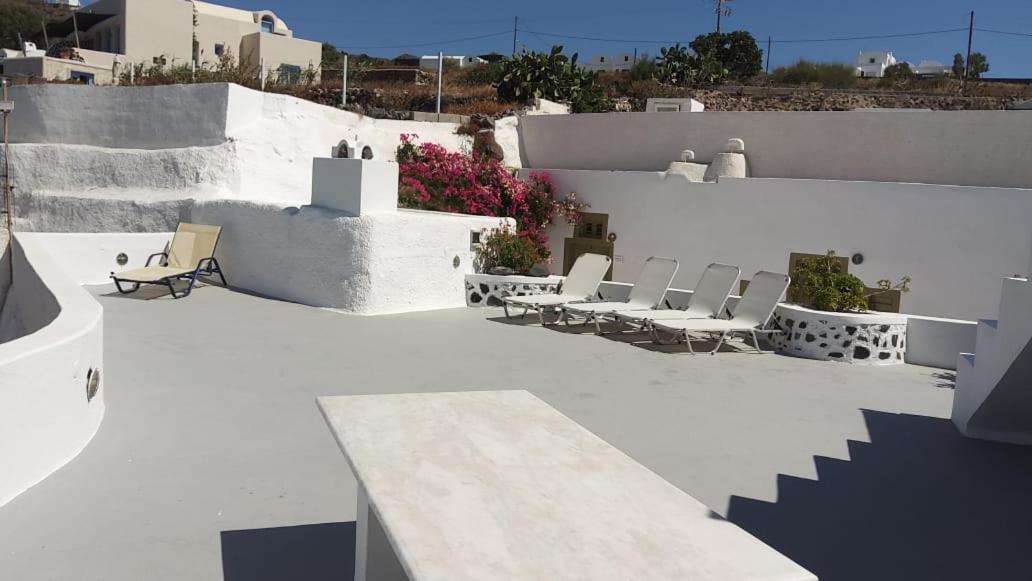 Palm Tree Hill ξενώνας Οία Εξωτερικό φωτογραφία