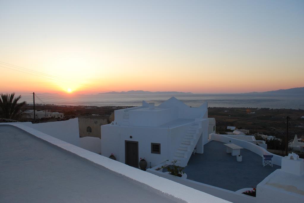 Palm Tree Hill ξενώνας Οία Εξωτερικό φωτογραφία
